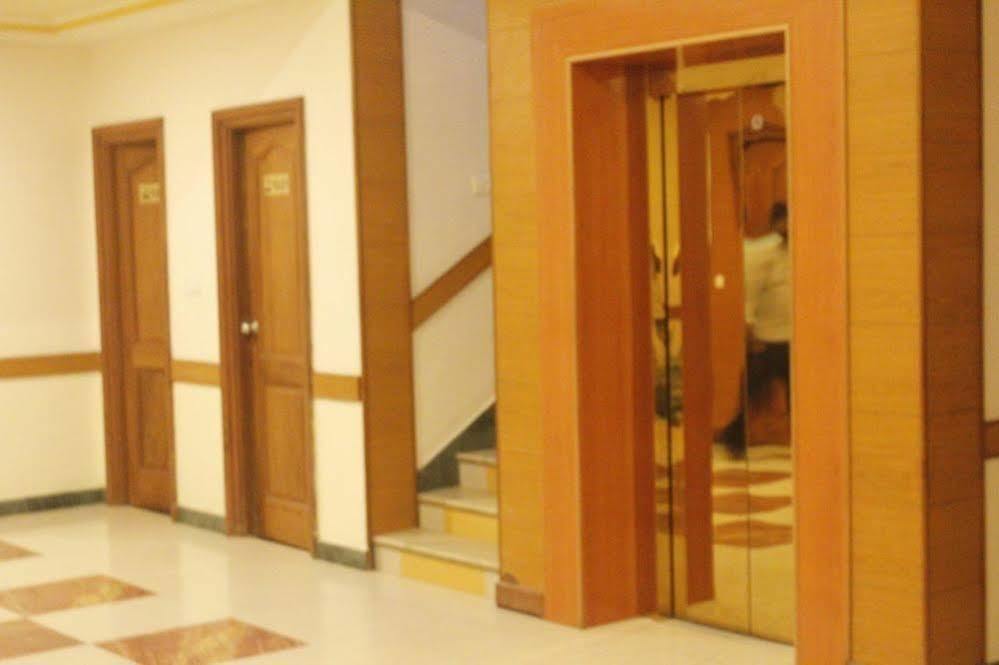 Hotel Chitra Park Tiruchchendūr Zewnętrze zdjęcie